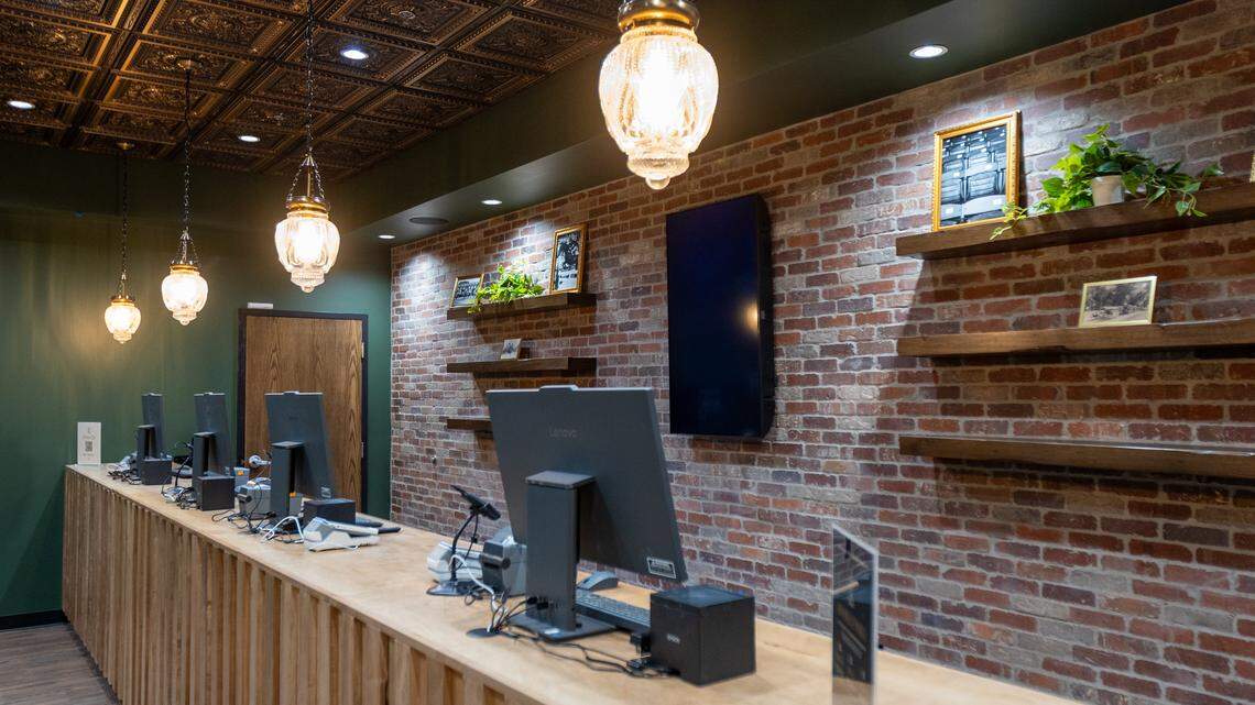 From PTSD to chronic pain, KY medical marijuana patients flock to Lexington store