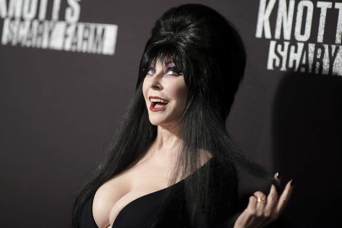 Cassandra Peterson, aka Elvira Mistress of the Dark, will be at Scarefest 2018.