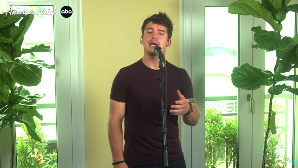 Kentucky native Noah Thompson advanced to the top 5 on “American Idol” on Sunday, May 8. He performed from his hotel room after he was diagnosed with COVID-19.