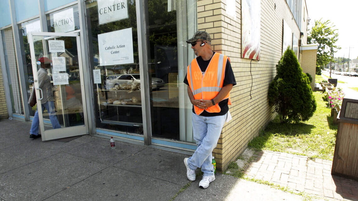 Neighbors' complaints about Catholic Action Center get attention at Lexington's city hall