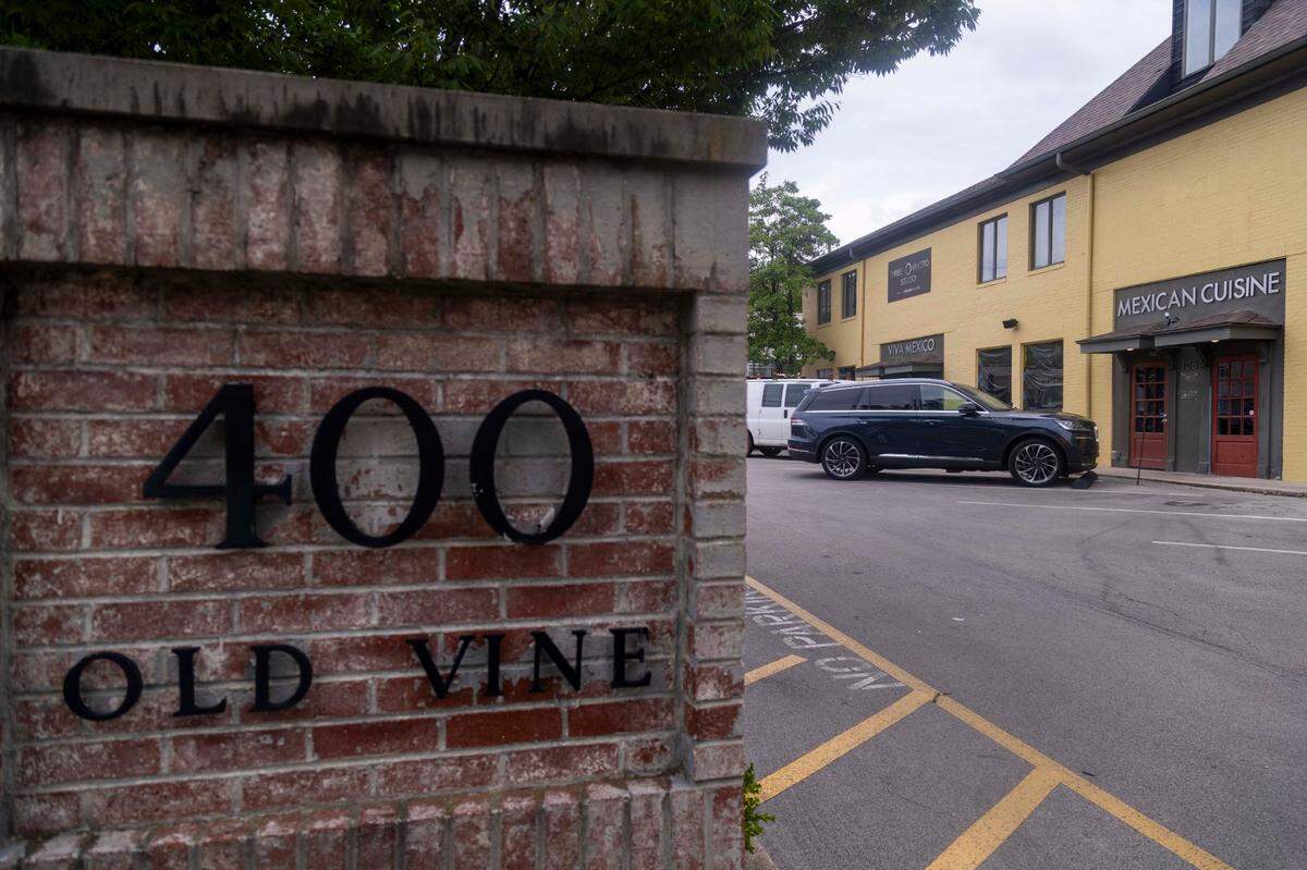 New location of Viva Mexico will be located on 400 Vine St.