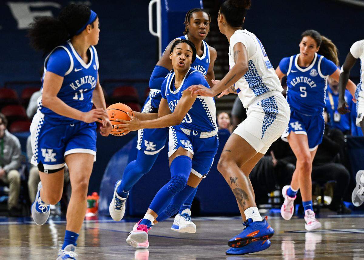Freshman Amiya Jenkins (20) contributed five points, five rebounds and three assists in 21 minutes of action on Wednesday.