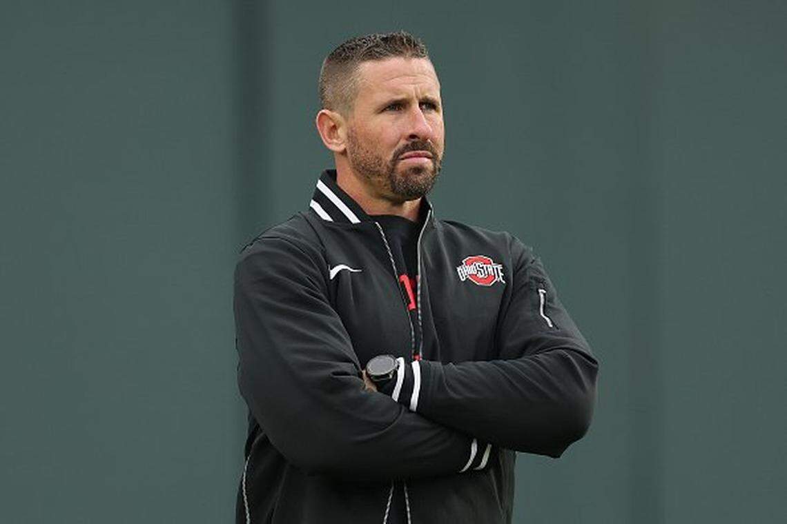 Ohio State offensive coordinator Brian Hartline is one of three potential candidates Kentucky should concentrate on in its search for Mark Stoops’ replacement as UK head football coach.