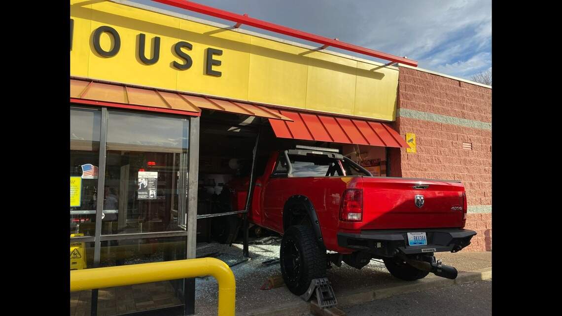 Truck hits Central Kentucky Waffle House, causes damage to the building