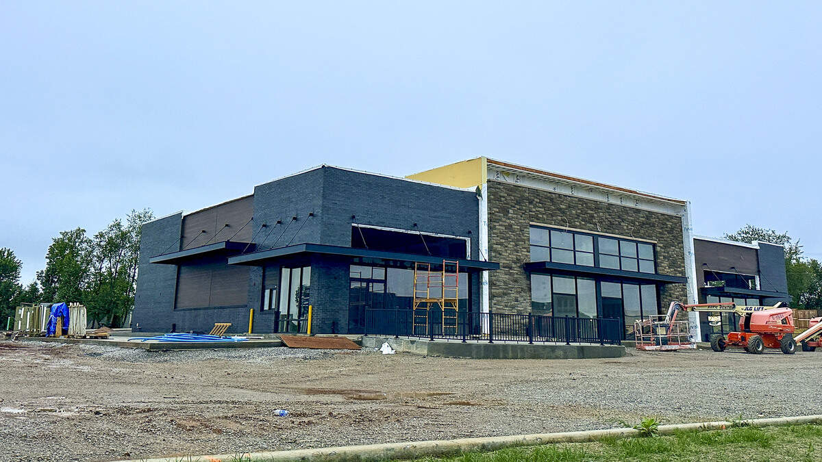 A new Graeter’s ice cream location is under construction at the Fountains at Palomar shopping center at 3957 Fountainblue Lane, Suite 110, photographed Tuesday, Oct. 7, 2025, in Lexington, Ky. The new ice cream shop will have a drive-thru and an outdoor patio.