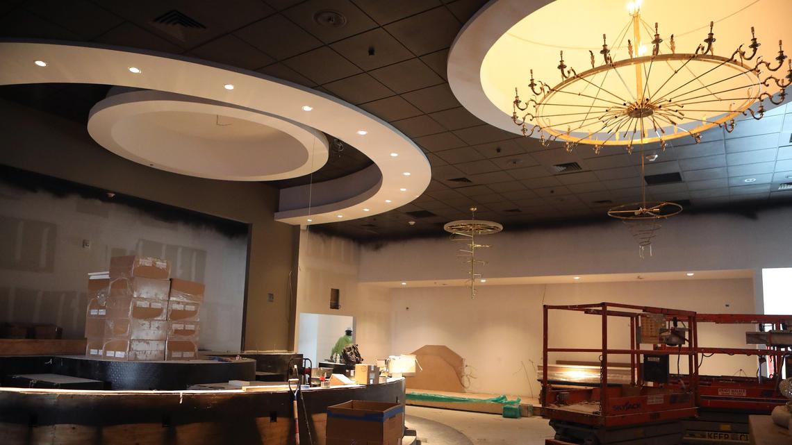 The horseshoe-shaped bar, where the Wildcat blue piano will sit, is coming together. The accommodate Jeff Ruby’s antique chandeliers, domes had to be built into the ceiling of the restaurant.