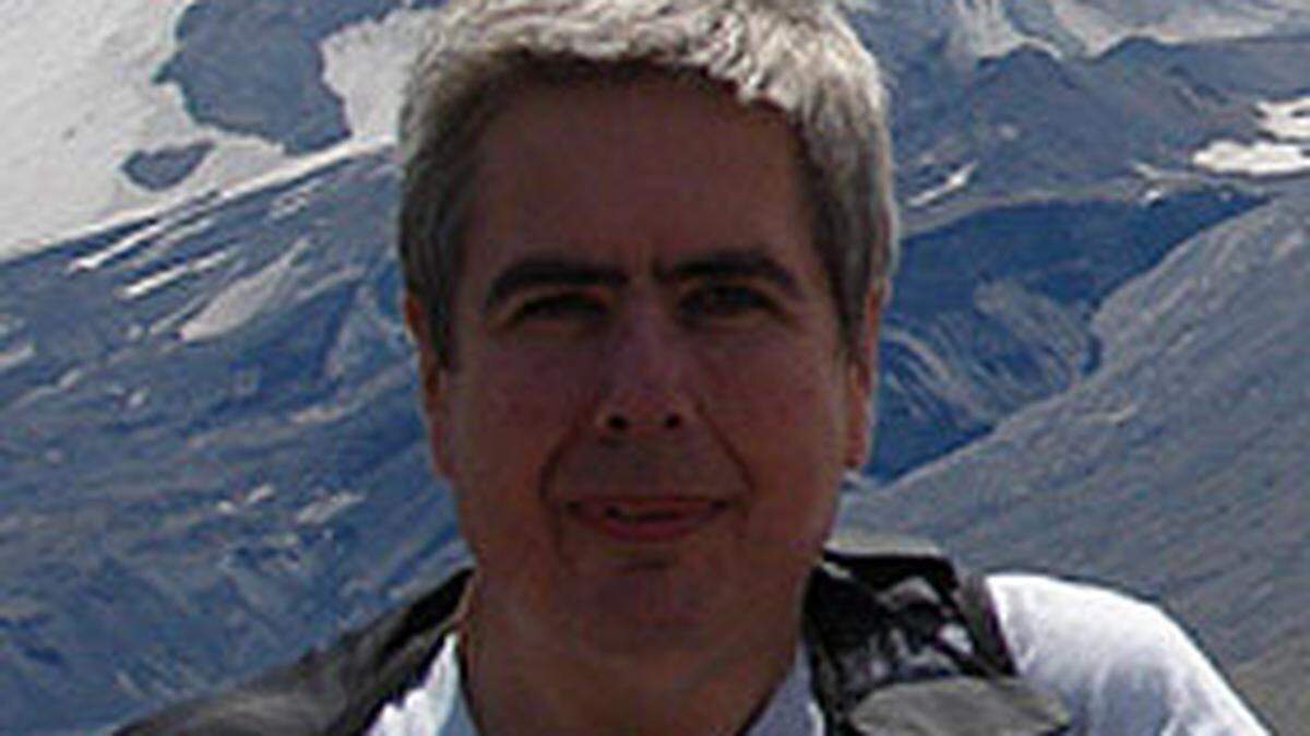 Daniel Phelps is a geologist, president of the Kentucky Paleontological Society and vice president of Kentuckians for Science Education.