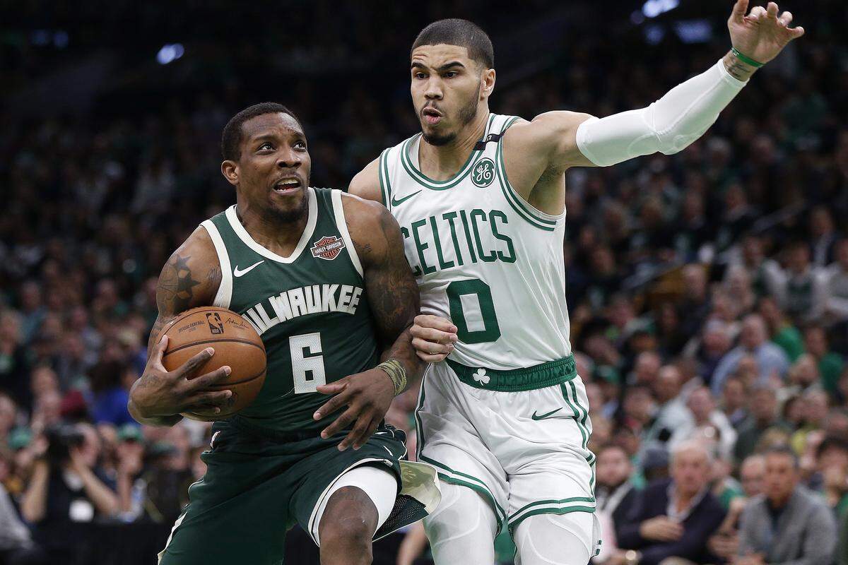 Former Kentucky guard Eric Bledsoe, with ball, is averaging 16.0 points and 4.3 assists through nine playoff games for the Milwaukee Bucks.