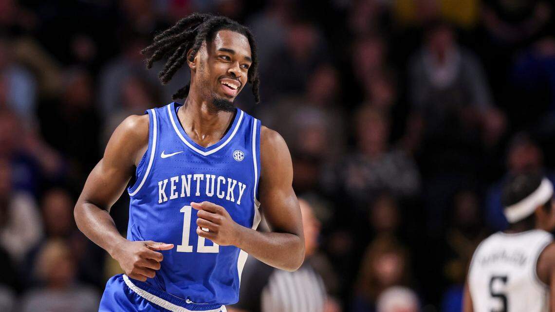 Kentucky gets back to winning with 3-point barrage in lopsided victory at Vanderbilt