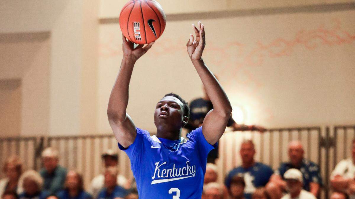Adou Thiero scored 13 points against Tec de Monterrey on Thursday night.