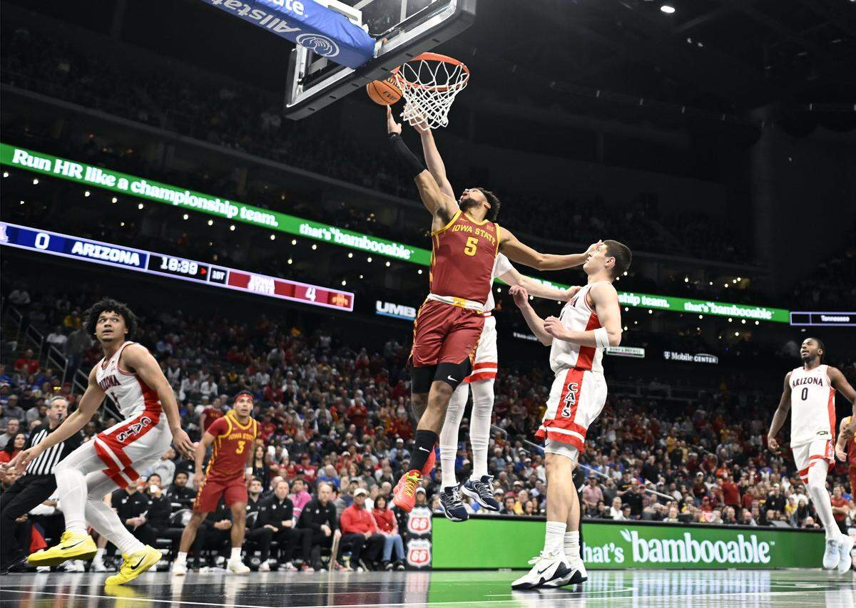Iowa State star forward Joshua Jefferson (5) was voted an AP Second Team All-American for his play in 2025-26.