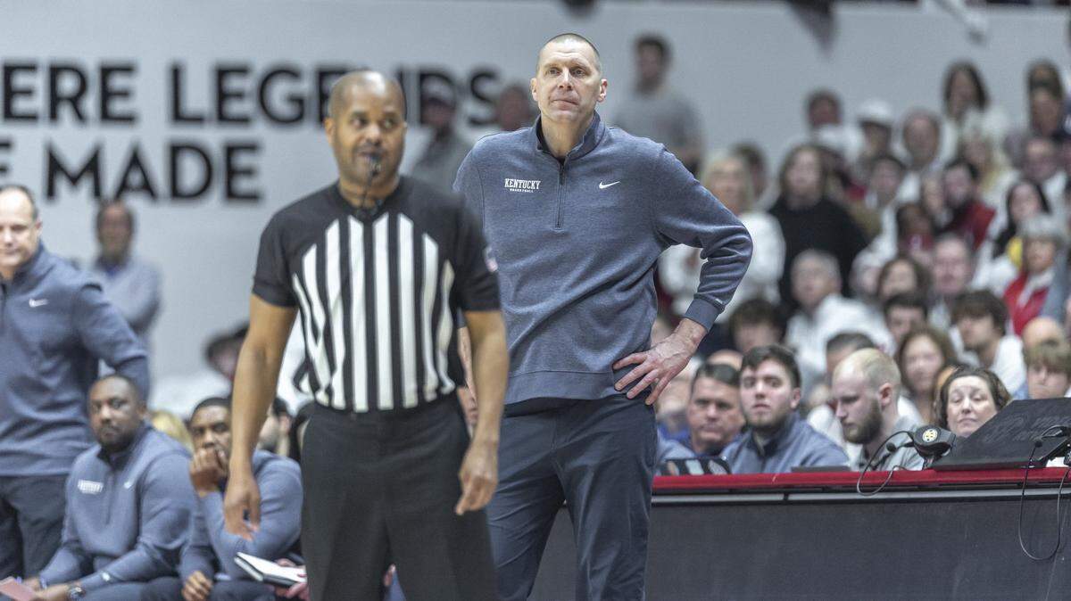 UK basketball started fast, but ran out of gas at Alabama. Mark Pope recaps the loss