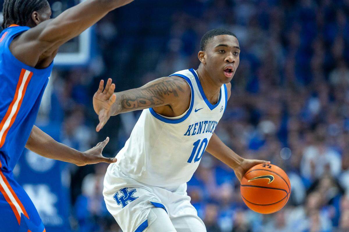 Kentucky forward Brandon Garrison will return to the Wildcats for the 2025-26 season.