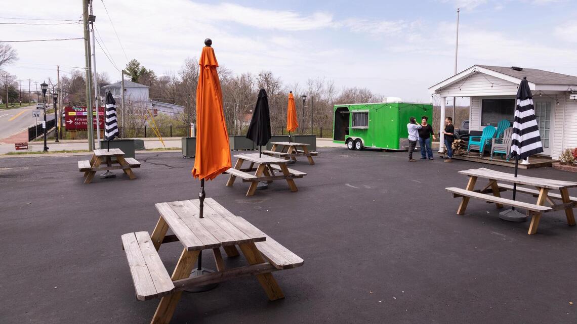 Can this former empty car lot bring nightlife to Berea?