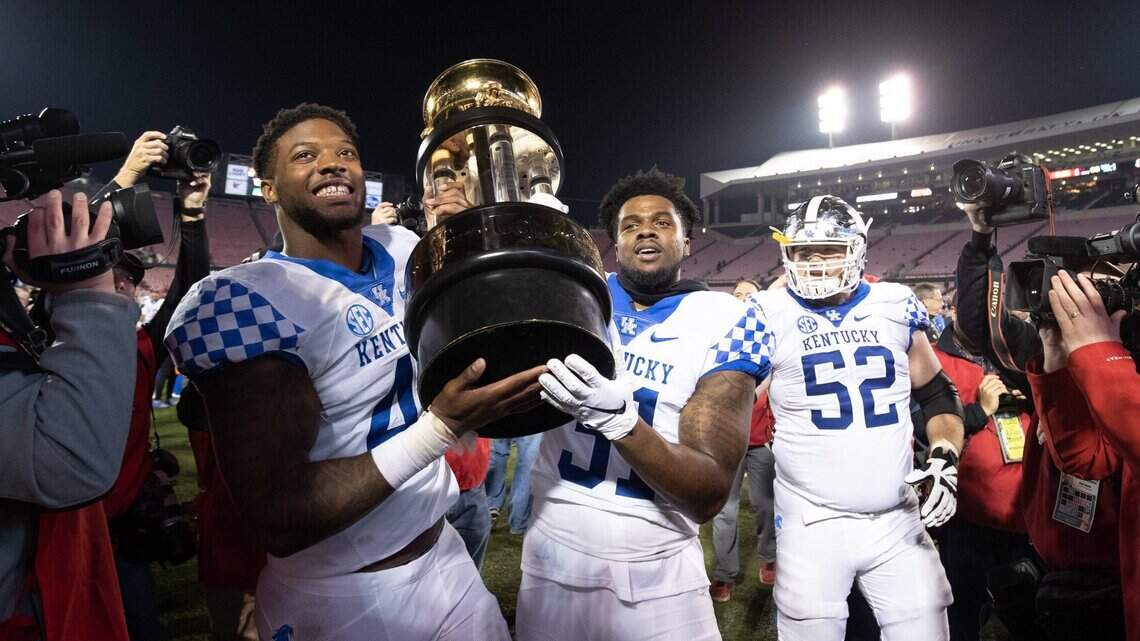 For both coaches, the 2023 UK-Louisville football game will carry unusually high stakes