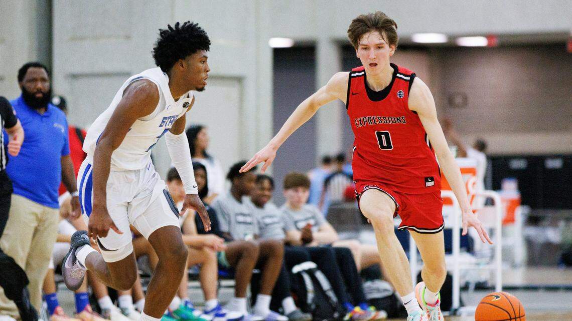 Matas Buzelis, right, is one of the top players on the Nike EYBL circuit and a major recruit in the 2023 class.