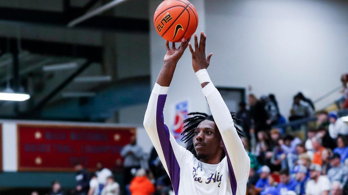 Camden (N.J.) High School senior center and 2023 UK men’s basketball signee Aaron Bradshaw (2) warms up before facing Combine Academy (N.C.) during a game at the William Exum Center at Kentucky State University in Frankfort, Ky., Friday, February 3, 2023.