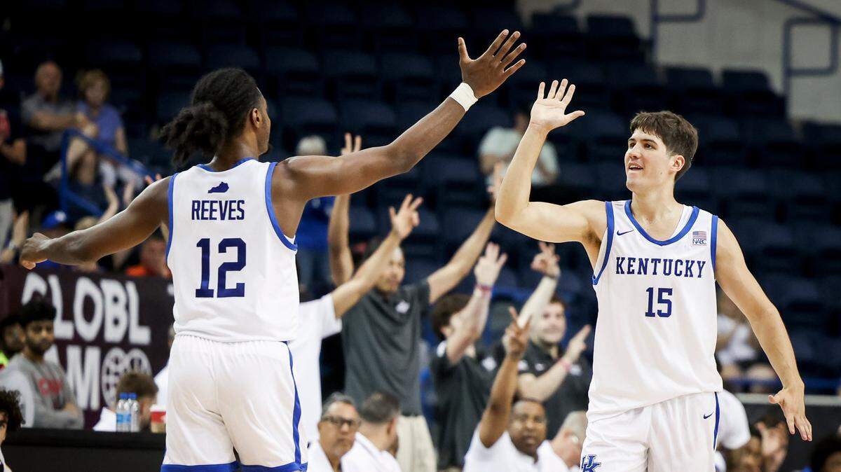 Fifth-year college player Antonio Reeves, left, will return to Kentucky for the 2023-24 season to help lead a young backcourt featuring Reed Sheppard and others.