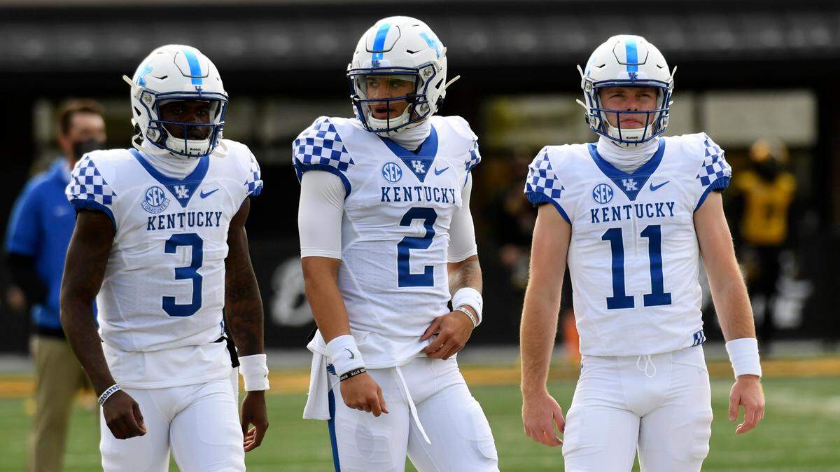 Are you rooting for a UK quarterback change? It would be a complicated move.