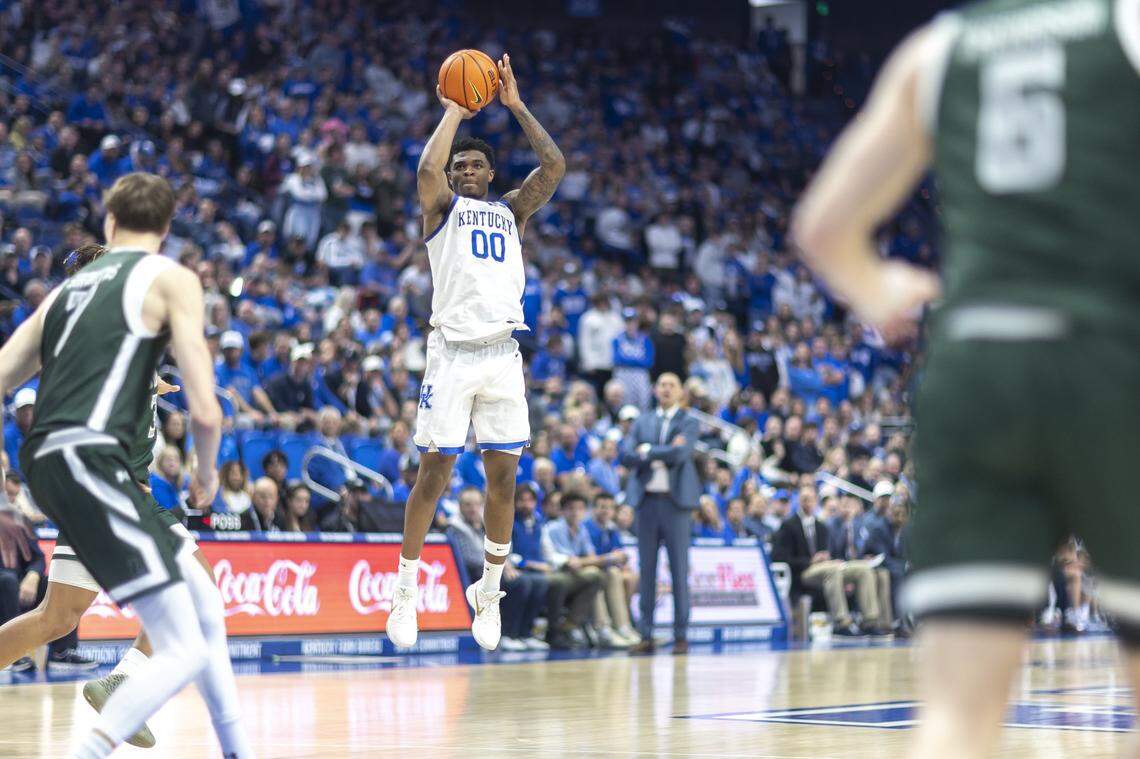 Kentucky guard Otega Oweh (00) shoots the ball against Loyola (Maryland) at Rupp Arena on Friday.