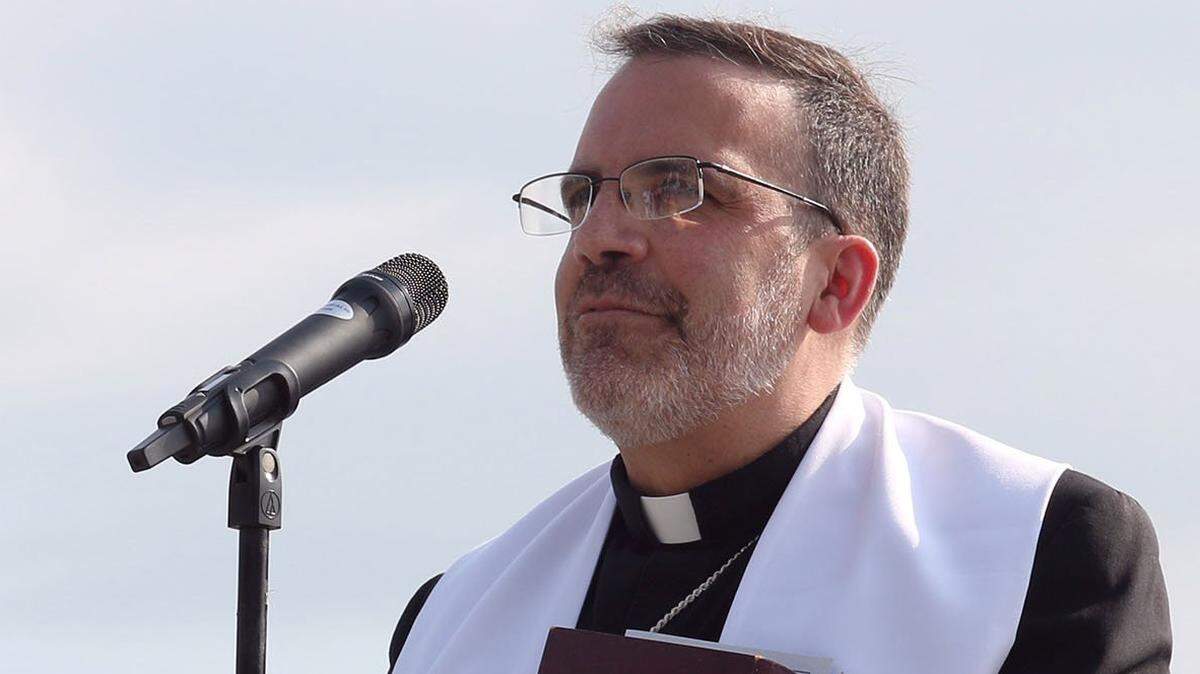 Bishop John Stowe
