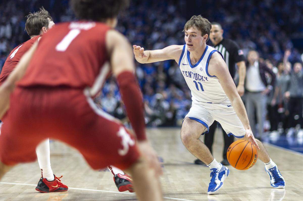Kentucky freshman guard Travis Perry (11) played seven minutes and had two assists and a rebound in UK’s 102-97 loss to Alabama in Rupp Arena last month.