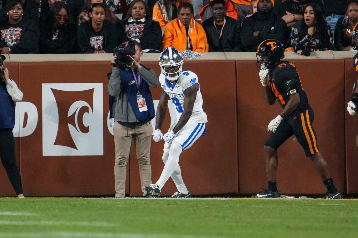 Kentucky wide receiver Ja'Mori Maclin (9) flexes after scoring a touchdown during a NCAA football game between Tennessee and Kentucky in Neyland Stadium on Saturday, Nov. 2, 2024.