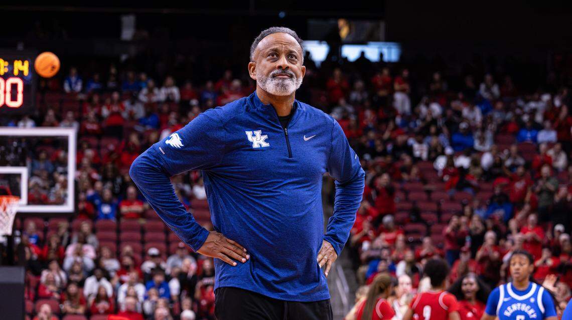 At Virginia Tech, Kenny Brooks lost his first seven games against Jeff Walz and Louisville. The Kentucky head man has now won five straight vs. U of L, three at Virginia Tech and two at UK.