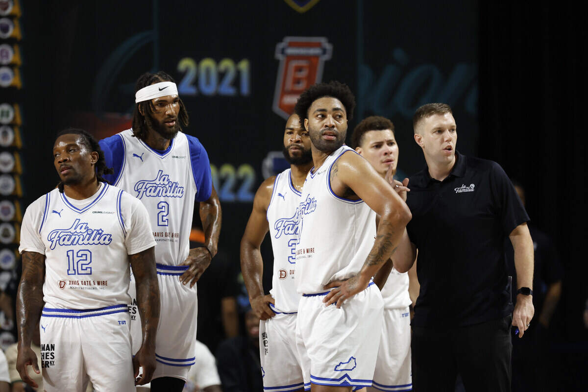 La Familia players look to the sidelines during a stoppage of play during a TBT semifinal game against Carmen’s Crew on Friday in Philadelphia.