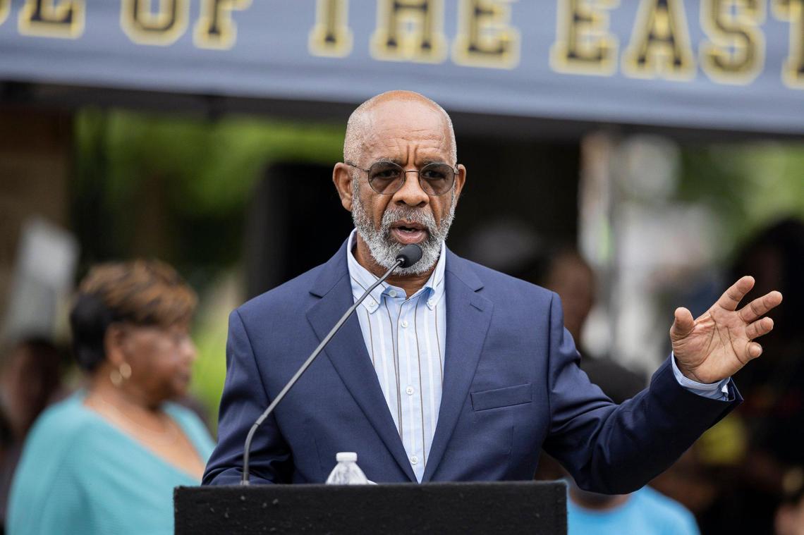 Basil Watson, the sculpture of the monument, speaks during the ‘Towards Freedom’ monument unveiling on Thursday, June 19, 2025, at the corner of North Limestone and Fourth Street in Lexington, Ky.