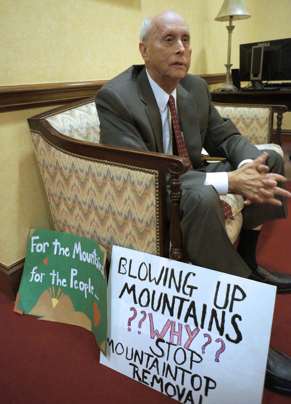 Richard Beliles waited to speak to Democratic Gov. Steve Beshear outside his office on Jan. 5, 2012. Beliles staged a weekly protest in the governor’s office of mountaintop removal coal mining. “Lobbyists give a half-million dollars to the gubernatorial races and, if they want to see Steve Beshear, they can walk in and see him,” Beliles said.