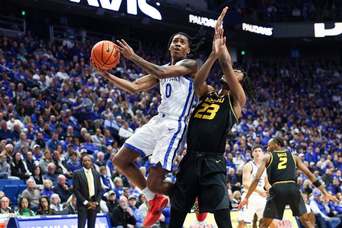 Kentucky freshman Rob Dillingham (0) led the Wildcats with 23 points in Tuesday night’s win over Missouri despite playing only 19 minutes because of foul trouble.