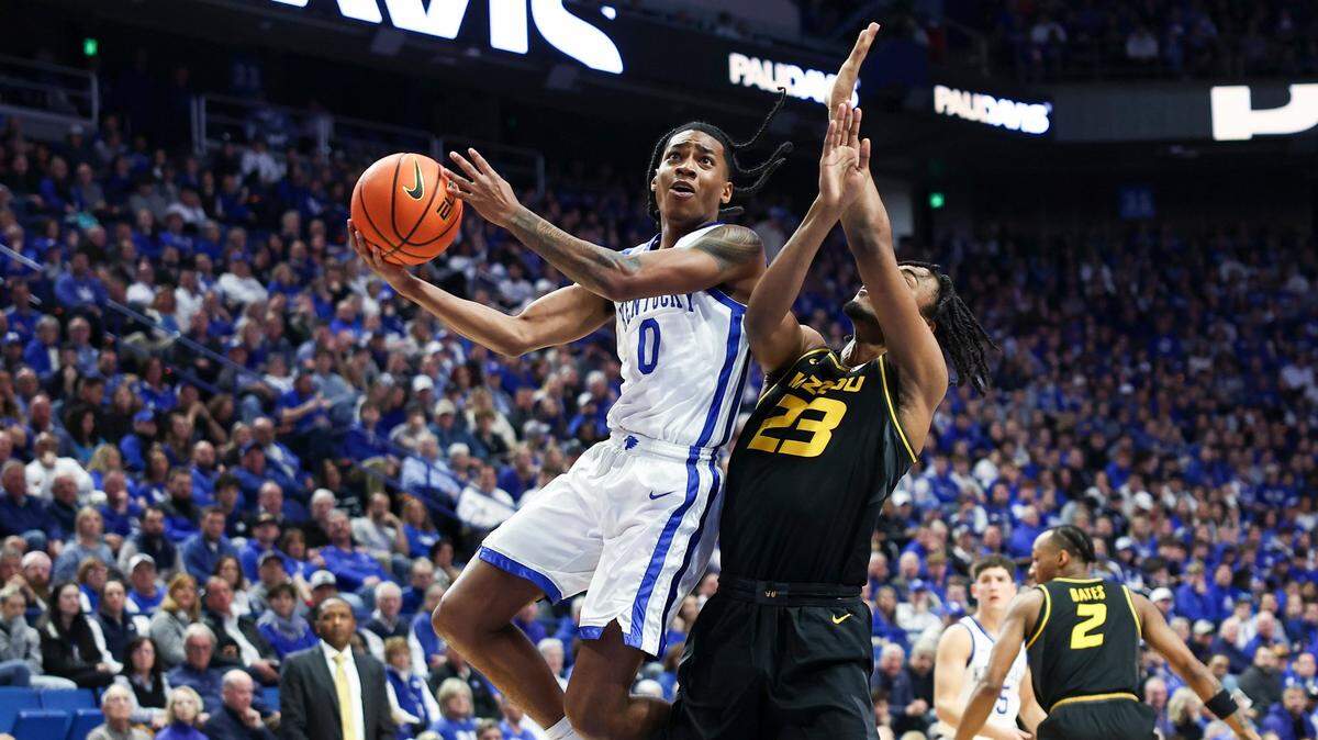 The Rob Dillingham experience takes center stage. And John Calipari is living with it.