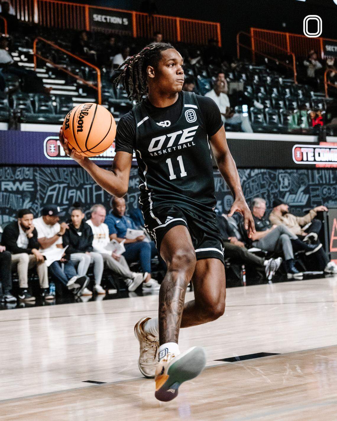 Class of 2025 Kentucky basketball signee Jasper Johnson is spending his final pre-college season at Overtime Elite in Atlanta.