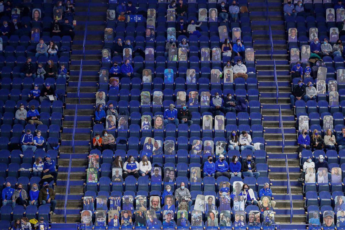 The Kentucky’s men’s basketball program during the 2021 fiscal year, which ended on June 30, 2021, reported a net deficit of $8.4 million. It, along with the football program, is typically profitable.