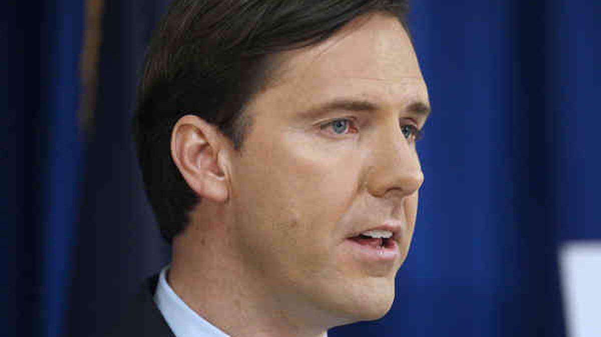 Adam Edelen, the state  auditor, said  his office's special examination of Somerset isn't about the city's sale of gasoline to the public.       