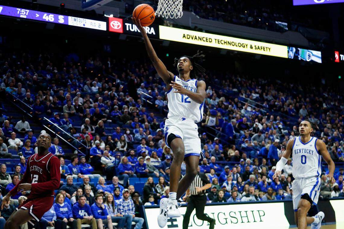 Antonio Reeves finished with 11 points and three assists and made three of his seven three-point attempts Thursday night.