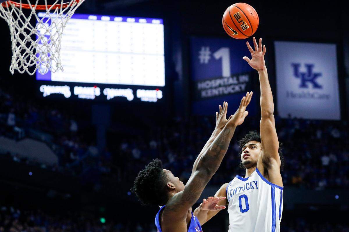 Kentucky senior forward Jacob Toppin (0) is averaging 14.8 points and seven rebounds over his past six games.