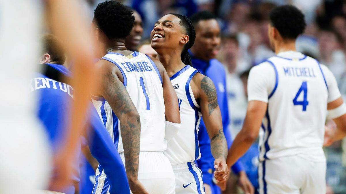 Red-hot Kentucky runs No. 8 Miami out of Rupp Arena with another offensive explosion