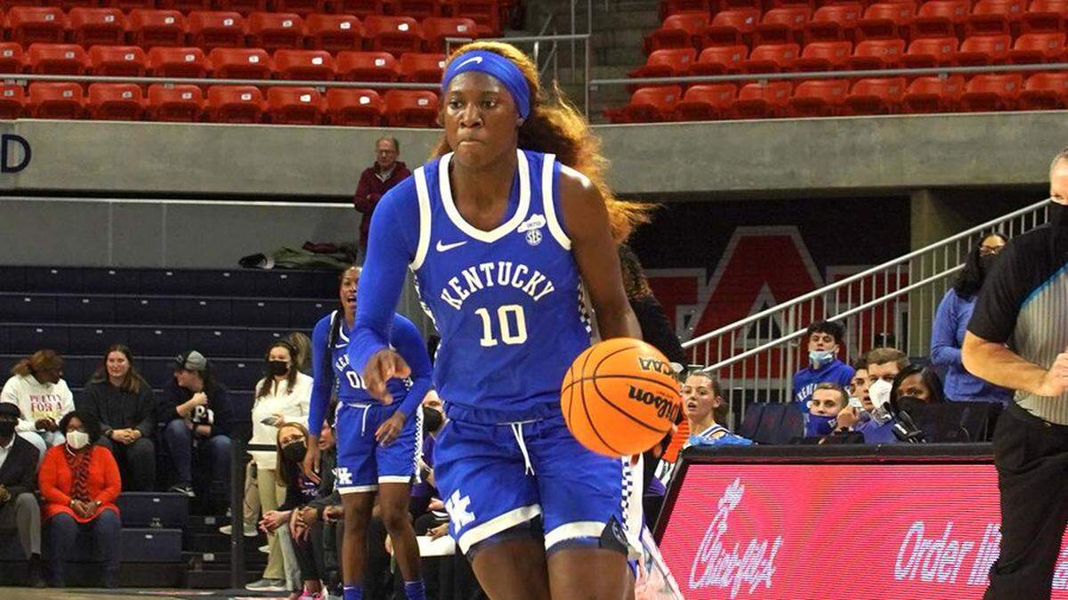 Rhyne Howard scored 29 points in UK’s win Tuesday night at Auburn.