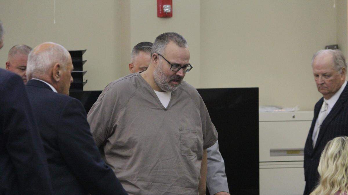 Shawn “Mickey” Stines appears in Letcher County Circuit Court on Aug. 15, 2025. He is charged with the murder of District Judge Kevin Mullins.