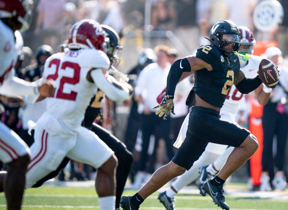 Vanderbilt’s Randon Fontenette (2) returned an Alabama interception 29 yards for a touchdown in the Commodores’ 40-35 upset of the then-No. 1 Crimson Tide last week in Nashville.