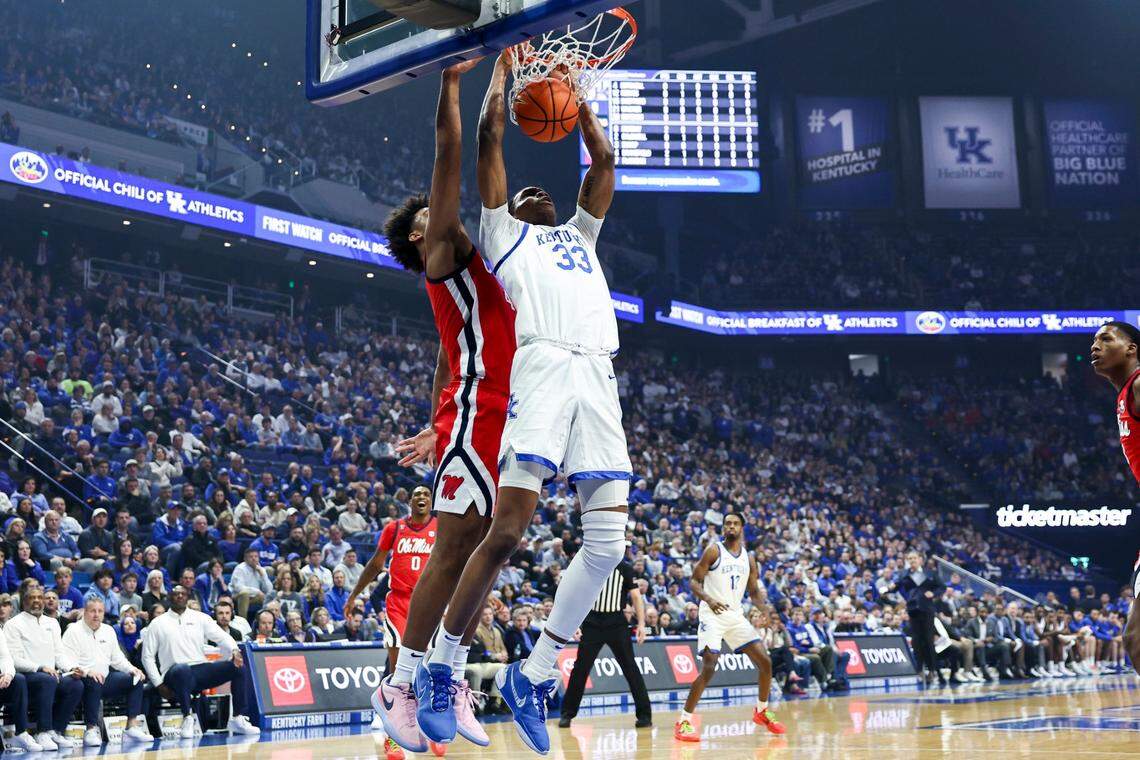 Kentucky’s Ugonna Onyenso (33) had eight points to go along with a record-setting 10 blocks in the UK win.
