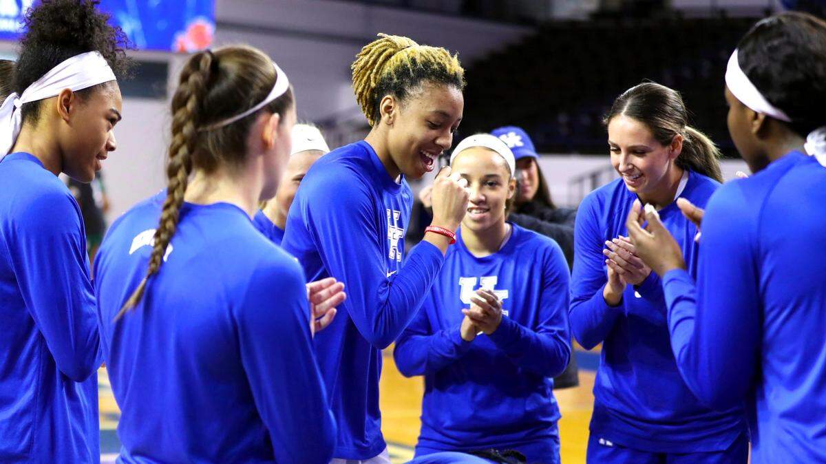 Kentucky snapped a three-game losing streak with its victory Wednesday over Ohio University in Memorial Coliseum.