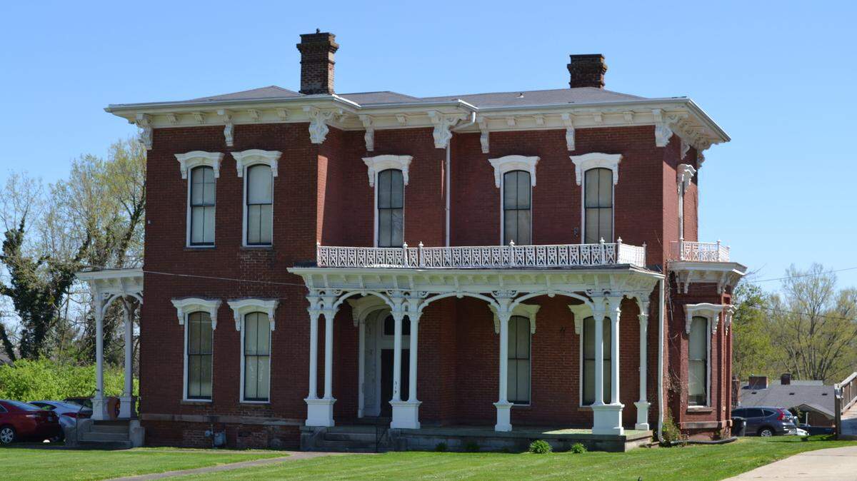 The J. Stone Walker House in Richmond is in danger of demolition by neglect from its owner, Eastern Kentucky University.