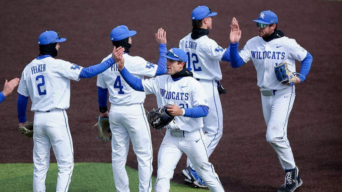 UK owns the nation’s longest active win streak and it’s the school’s longest since the 2012 team opened the season 22-0.