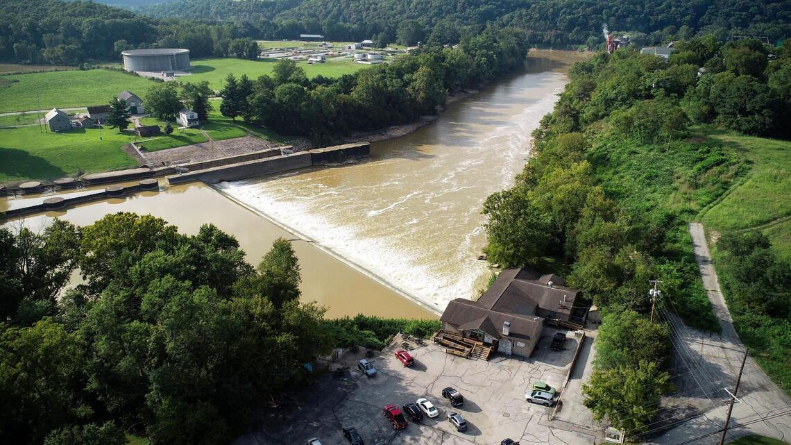 Longtime Frankfort restaurant on the river will close after distillery buys it