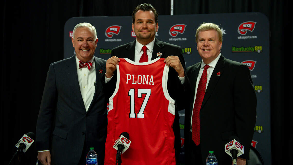 In debut season as WKU men’s hoops coach, Hank Plona faces a balancing act
