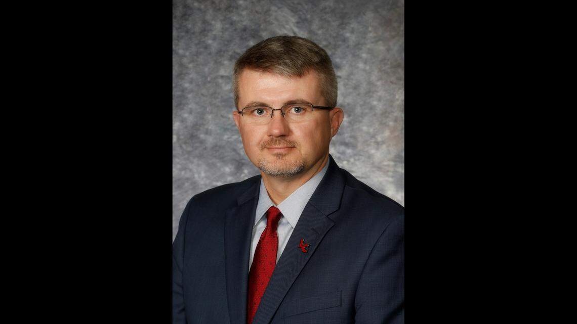 Lawrence County Superintendent Robbie Fletcher is the presumed finalist for the Kentucky education commissioner job.