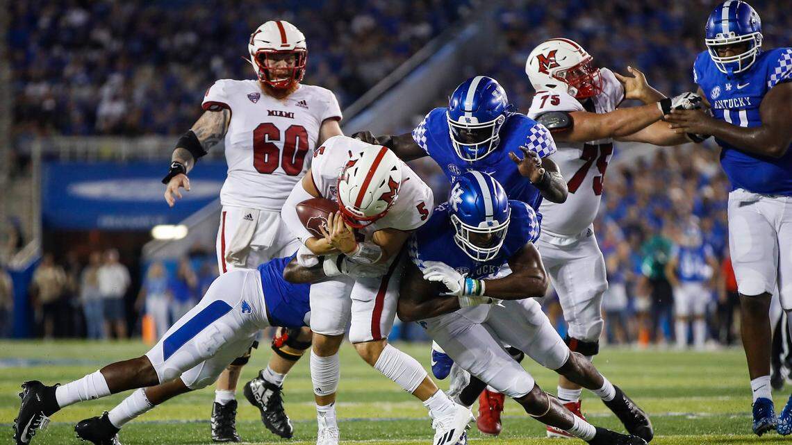 Where Kentucky football is ranked in top 25 in advance of SEC opener vs. Florida